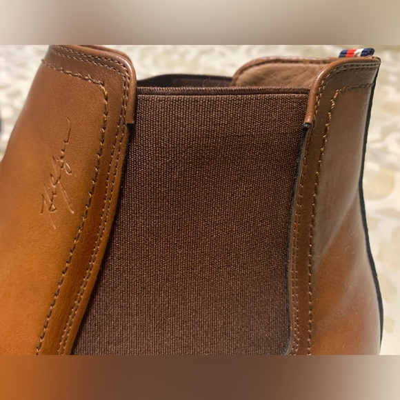 Tommy Hilfiger, Men’s Syler Slip on Dress Chelsea Boots - Picture 7 of 11